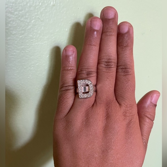 Elegant Silver D Initial Ring - Picture 1 of 3